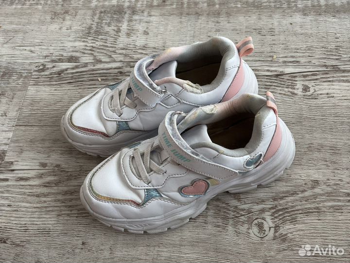 Кроссовки для девочки