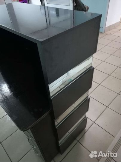 Стол