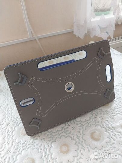 Чехол на планшет