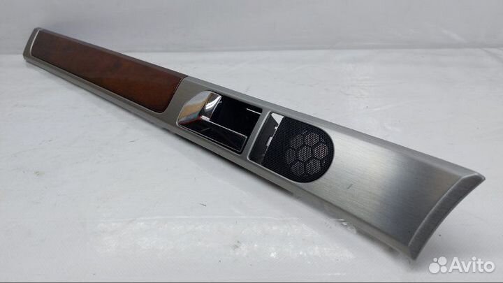 Накладка декоративная передняя левая Volkswagen