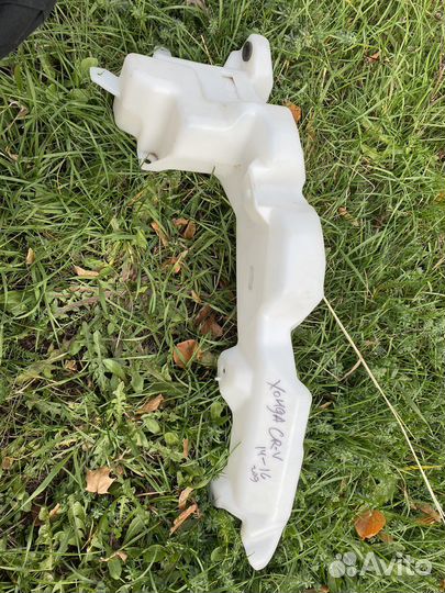 Бачок омывателя Honda CR-V 4