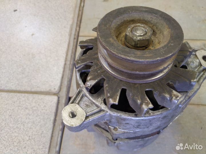 Генератор аэт-1 17.3701 14В 40А