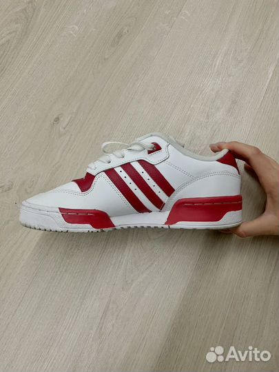 Кеды adidas rivalry low оригинал