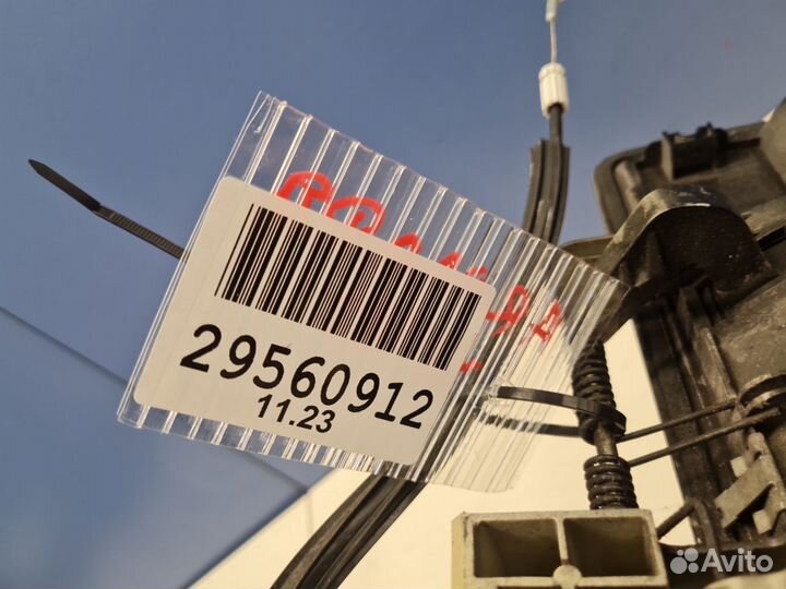 Ручка двери багажника Nissan Armada TA60 2004-2016