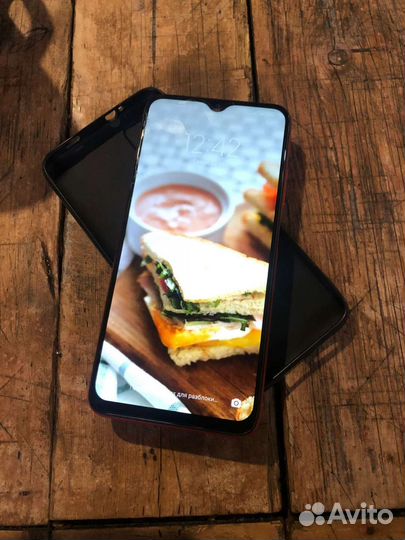 Мобильные телефоны