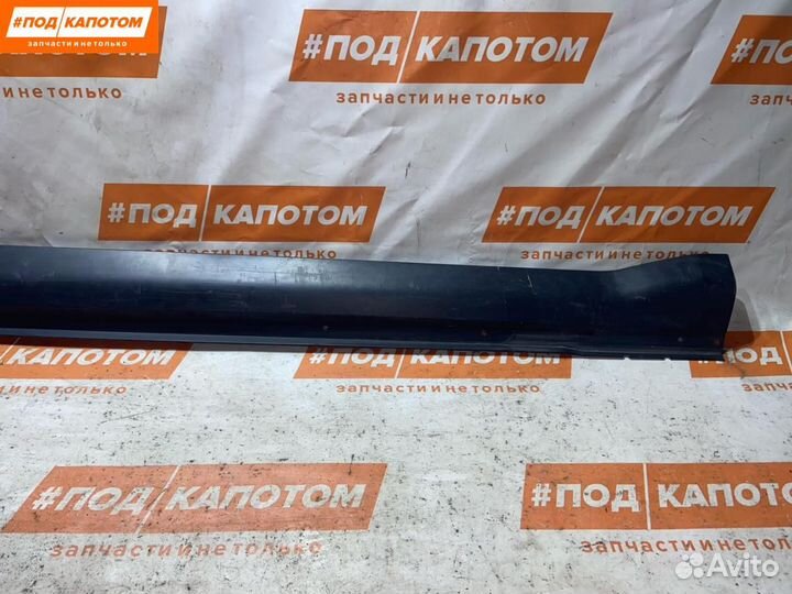 Накладка на порог правая Mitsubishi Outlander 2