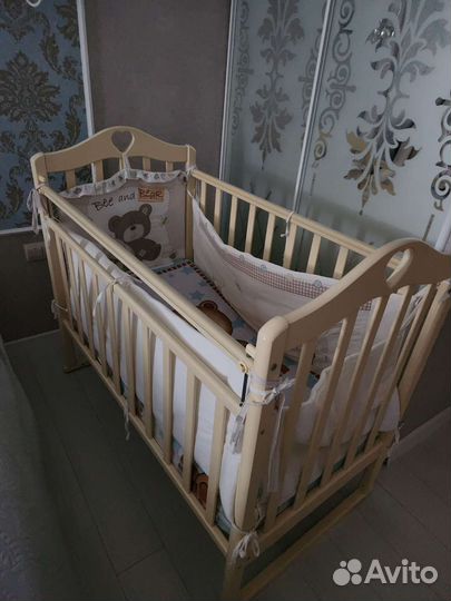 До 24.07 Детская кроватка с маятником Каролина