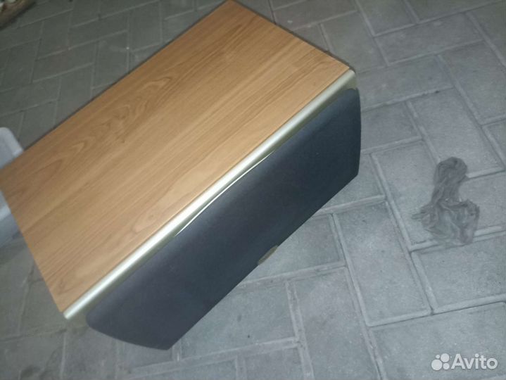 Центральная колонка tannoy Saturn s8c champagne