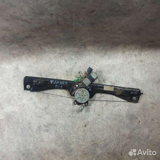 Стеклоподьемник передний левый Фиат Линеа