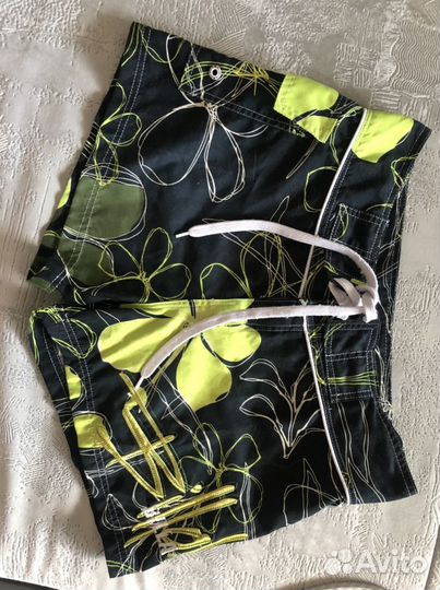 Шорты женские