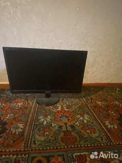 Монитор philips