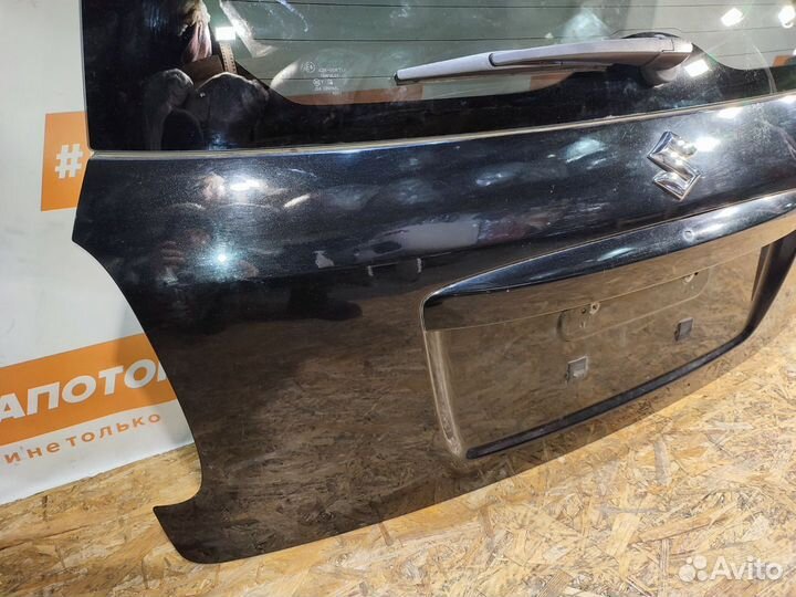 Крышка багажника Suzuki SX4 2009