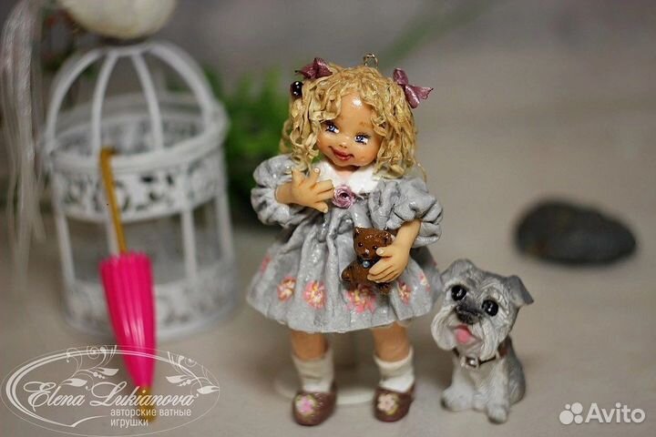 Ватная, еллчная игрушка Девочка с мишкой