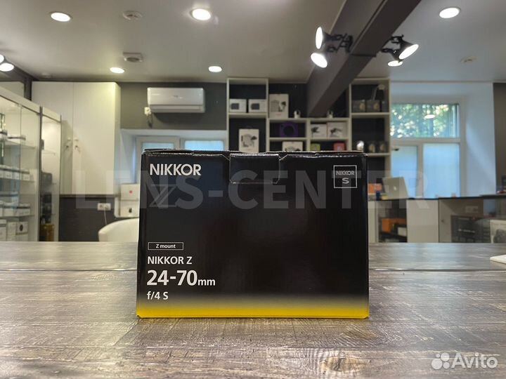 Nikon Z 24-70mm F/4 S