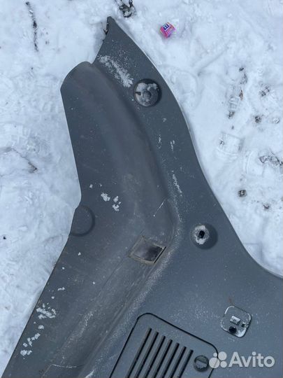 Мерседес w163 ML обшивка багажника правая