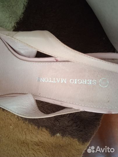 Обувь женская 38 размер