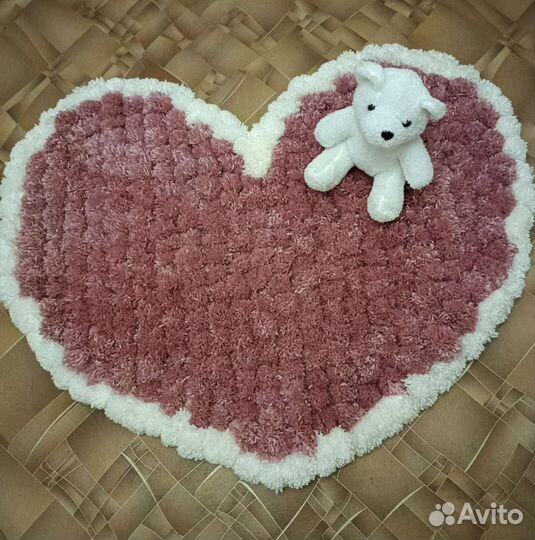 Коврик из помпонов