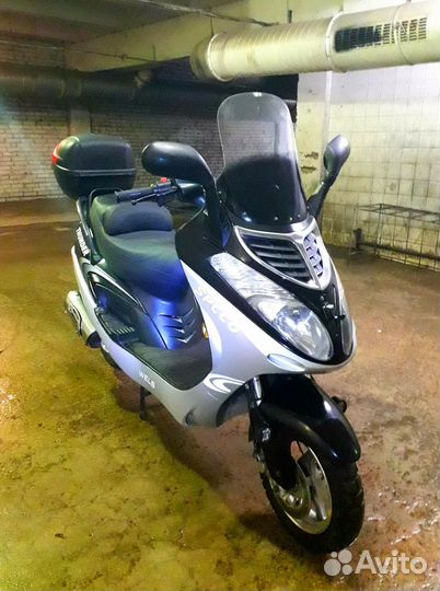 Макси-скутер Wels Thunder 110 (док.50 куб.)ухожен