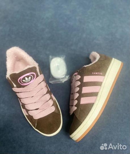 Кроссовки adidas