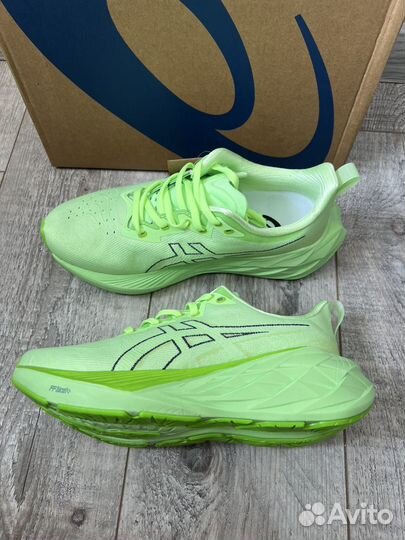 Кроссовки asics novablast 4