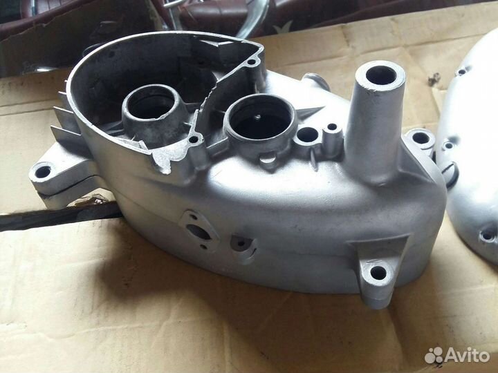 Картер двигателя ява 555