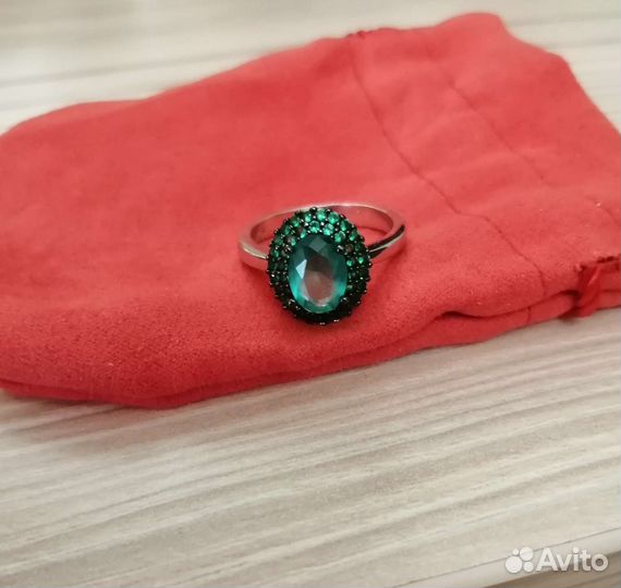 Серебряное кольцо