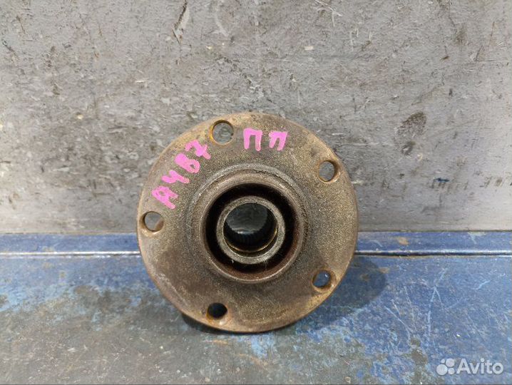 Ступица передняя Audi A4 B7