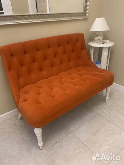 Продать диван для прихожей