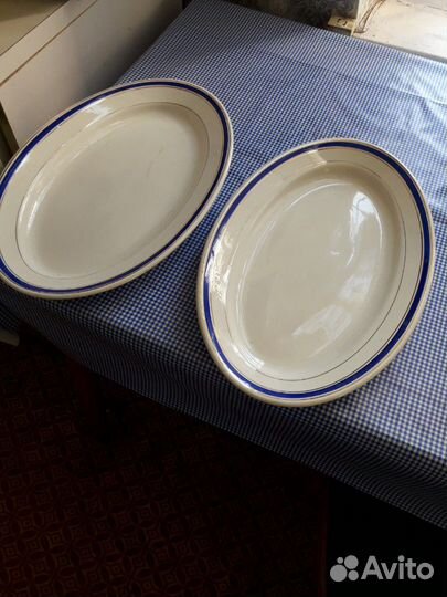 Овальное блюдо