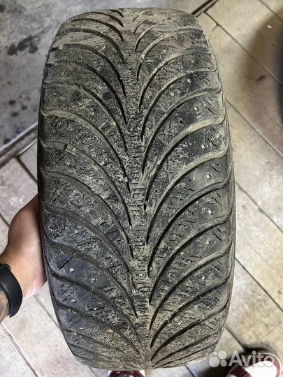 Sava Eskimo Stud 205/55 R16