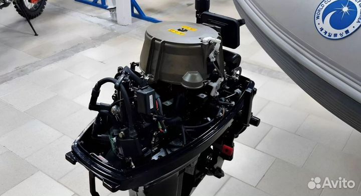 Лодочный мотор Tohatsu M18 (Новый витринный)