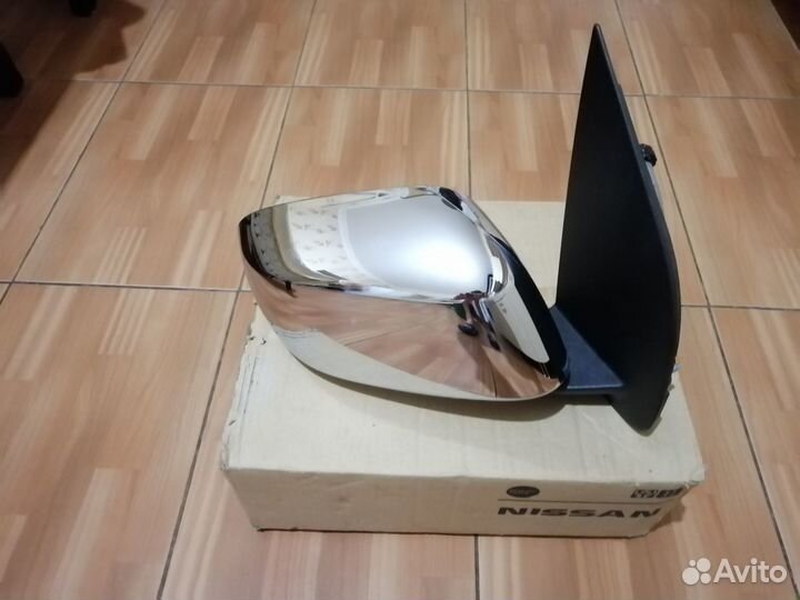 Новое зеркало правое Nissan Pathfinder R51