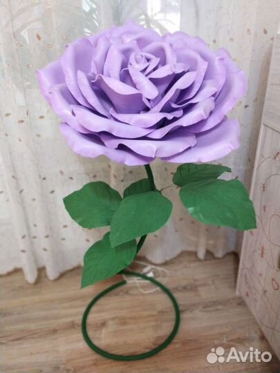 Ростовые светильники и цветы на заказ