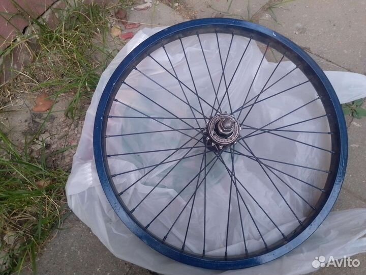 Колесо и звезда