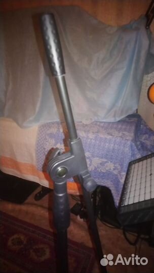 Микрофонная стойка журавль