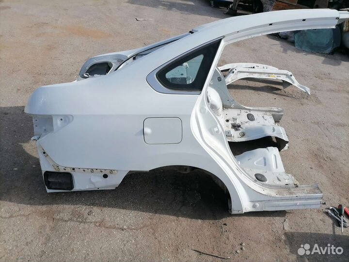 Крыло заднее правое Nissan almera g15