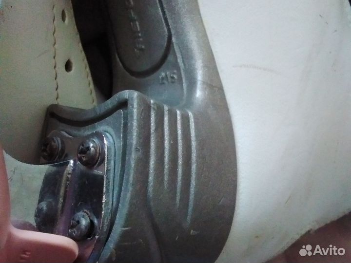 Коньки для фигурного катания