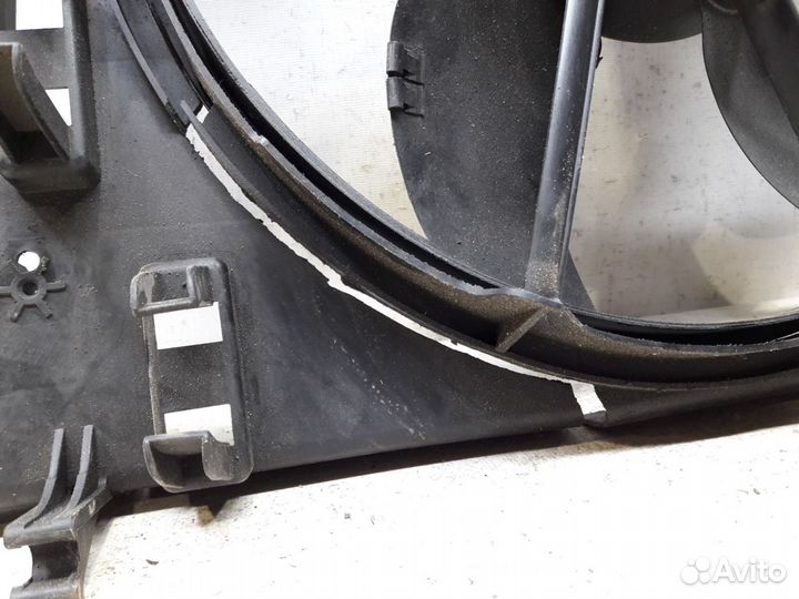 Диффузор радиатора Renault Logan 1 2004-2016