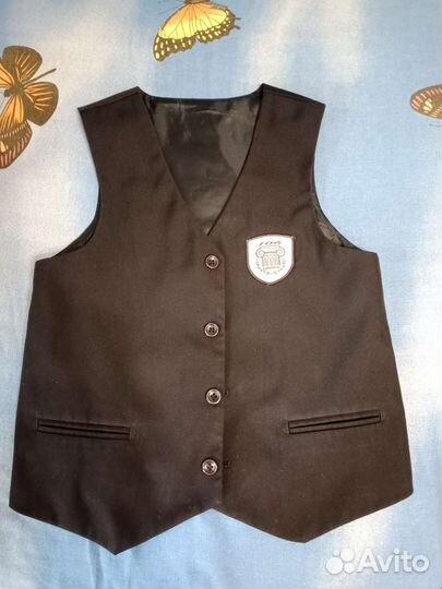 Жилетка для мальчика школьная 134