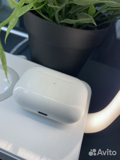 Кейс для AirPods Pro (Оригинал)