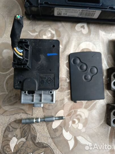 Комплект блоков управления двигателем Рено лагуна3