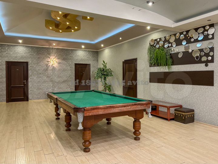 Коттедж 1400 м² на участке 30 сот.