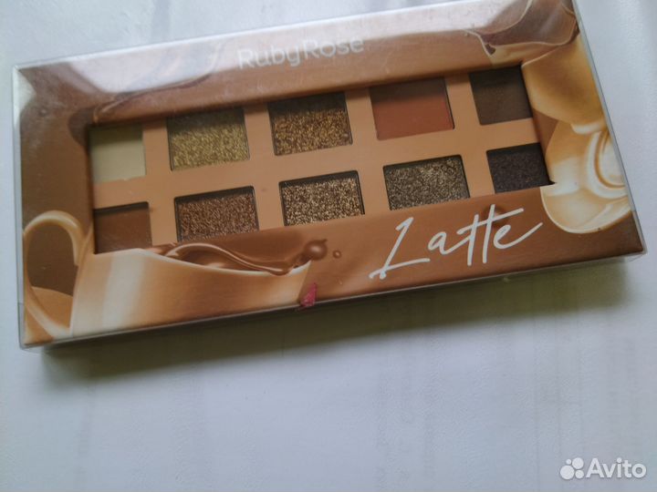 Палетка теней для век