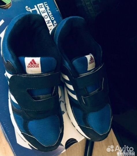 Кроссовки Adidas
