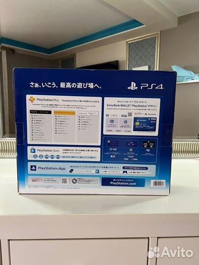 Новая Sony Playstation 4 Slim
