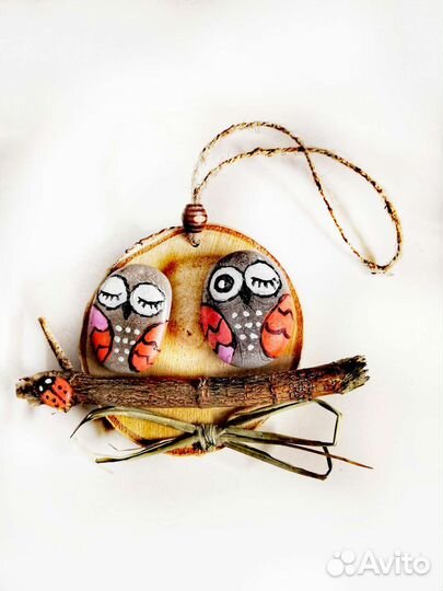 Панно из морских камней Совы