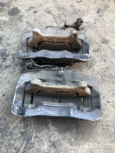 Суппорта передние Audi A8 D3 4E0615123 4E0615124