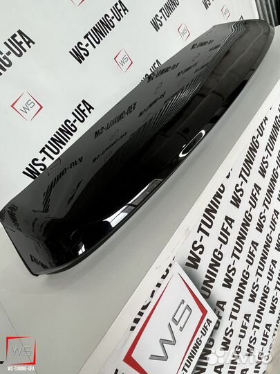 Спойлер штатный toyota land cruiser prado 150 U631