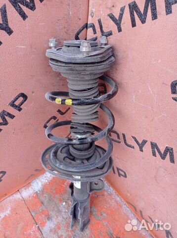 Стойка передняя левая Toyota Rav4 ACA31 2AZ-FE