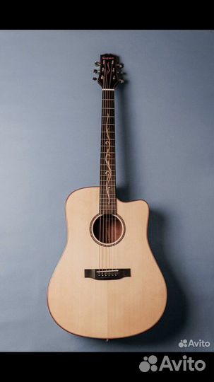 Акустическая гитара